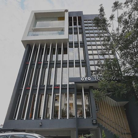 Super Townhouse Spruce Hotels Bellandur Bangalore Eksteriør bilde