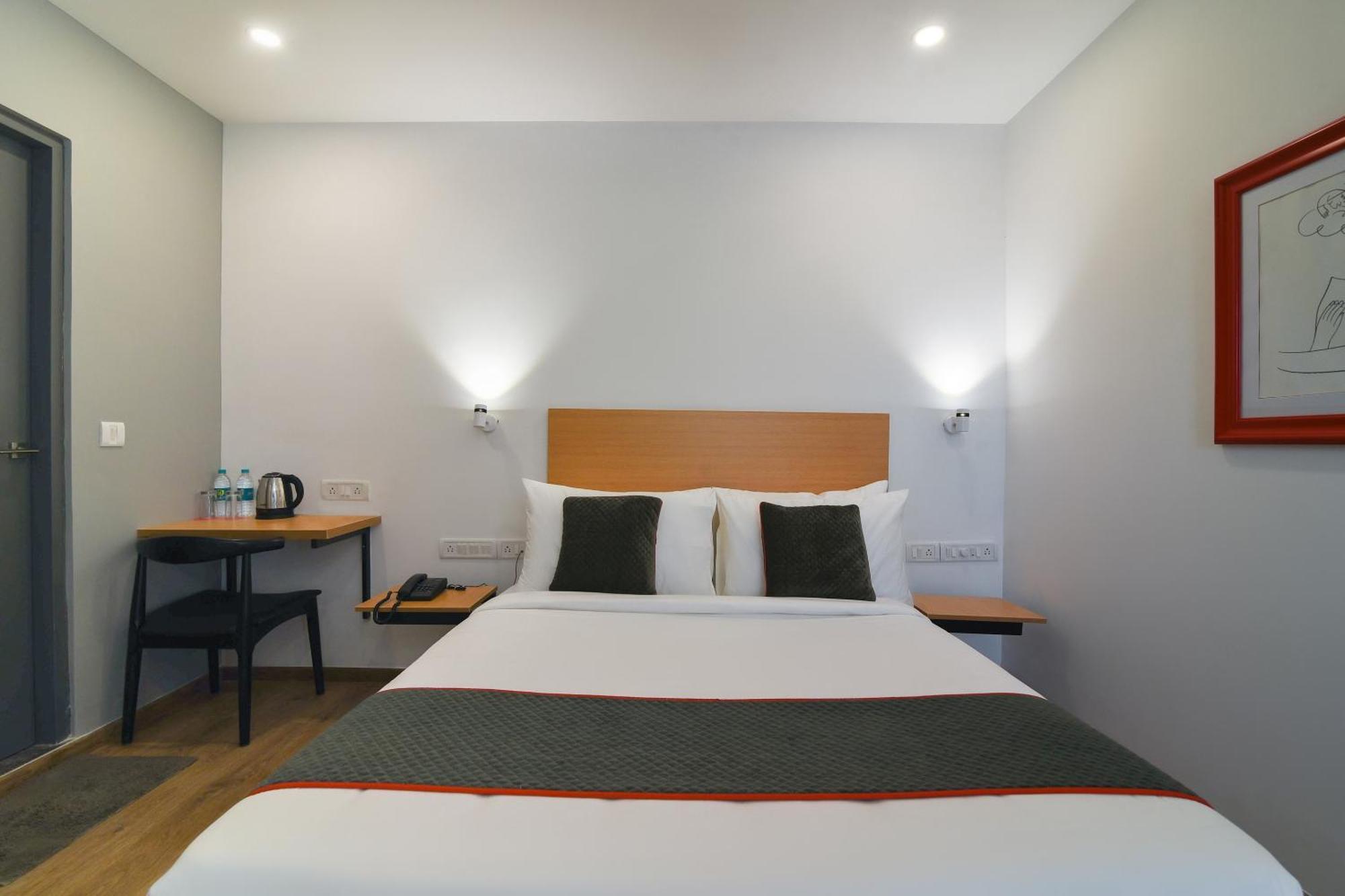 Super Townhouse Spruce Hotels Bellandur Bangalore Eksteriør bilde