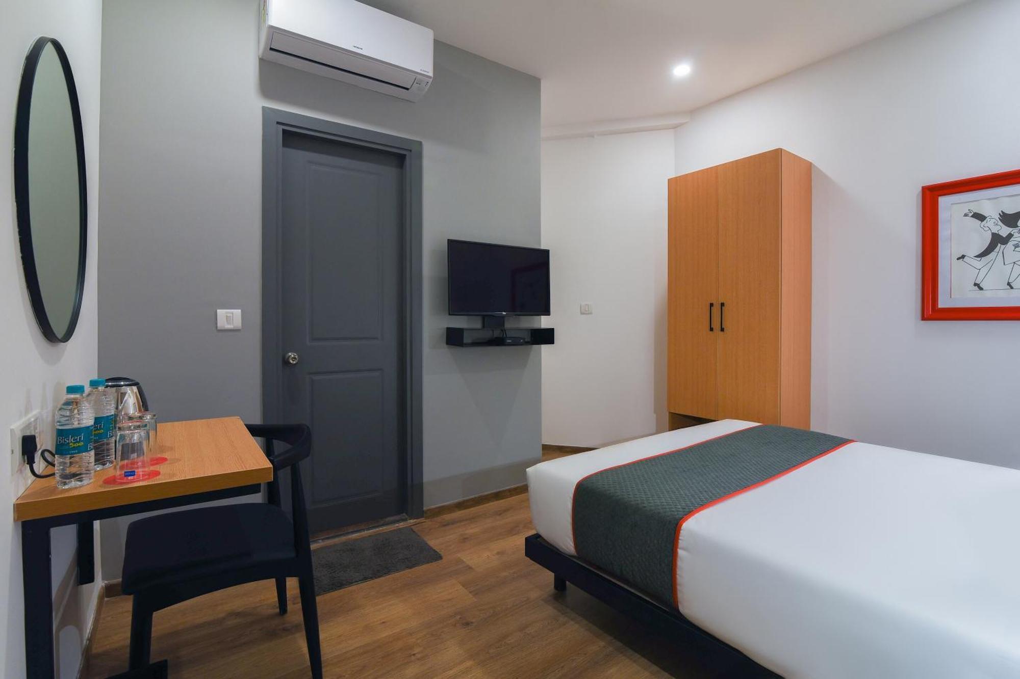 Super Townhouse Spruce Hotels Bellandur Bangalore Eksteriør bilde